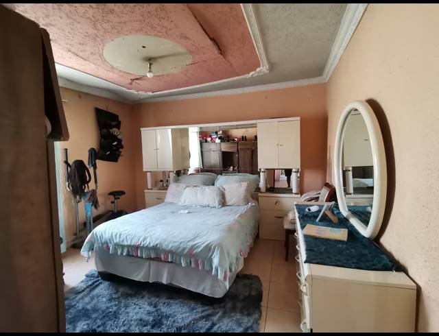3 BEDROOM HOUSE FOR SALE IN EVATON WEST